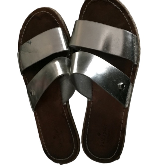 Kate Spade size 9.5 silver metallic slide sandals loved lots of life left - Picture 4 of 9